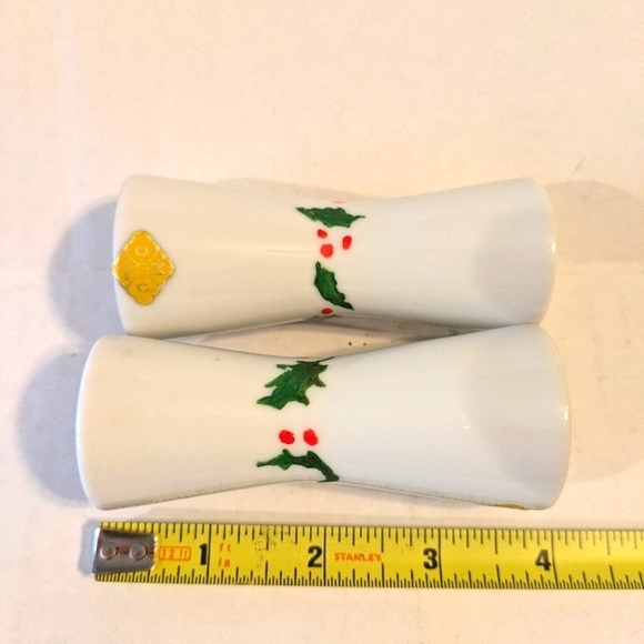 Vintage OMC Japan Christmas Salt & Pepper Shakers. Holly berry - Picture 5 of 5
